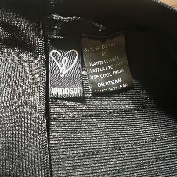 Windsor Black Ribbed Mini Pencil Skirt Size M Banded Grunge Goth Whimsigoth - Picture 5 of 5